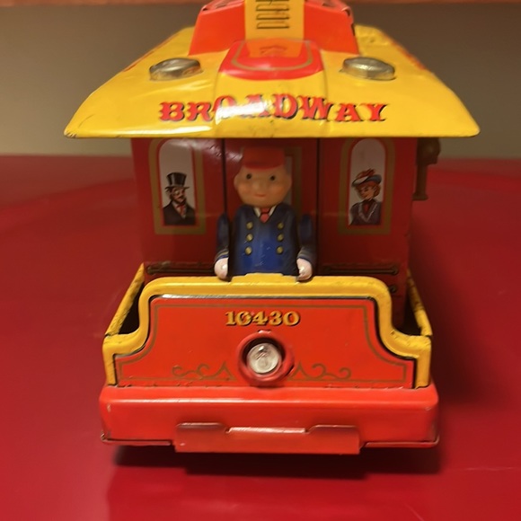 Broadway Tin Trolley Circa 1960 - Picture 2 of 5